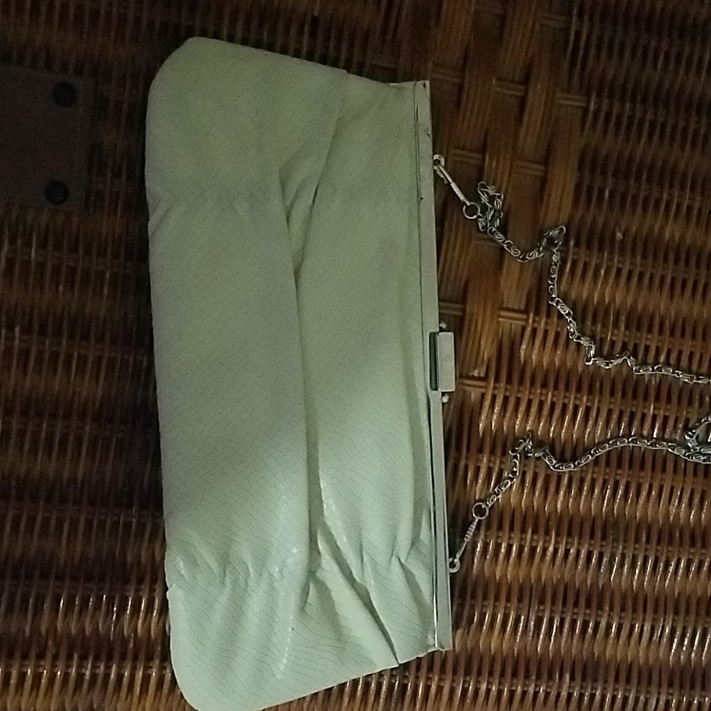 Clutch handbag